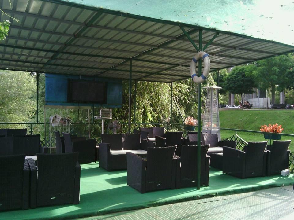 Hotel Splav Guest Hause Gusar Belgrado Exterior foto