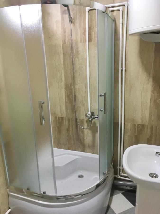 Hotel Splav Guest Hause Gusar Belgrado Exterior foto