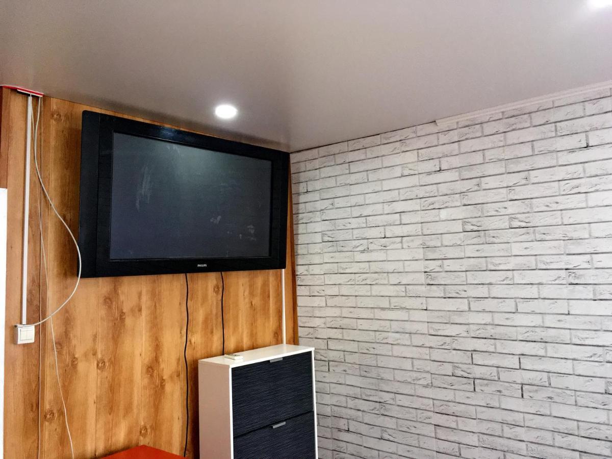 Hotel Splav Guest Hause Gusar Belgrado Exterior foto